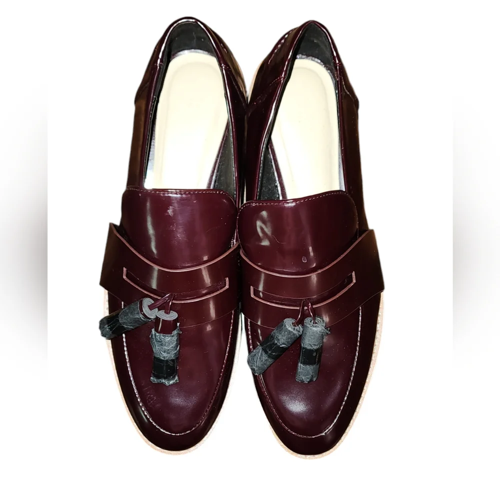 Zara NWOT Women's Burgandy platforms Size 7.5/8
